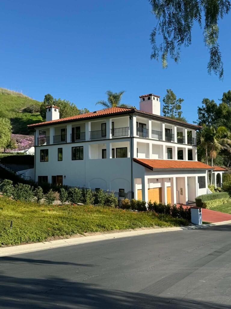 ff38e8cf-23b3-43a4-bddd-d26aa996606d